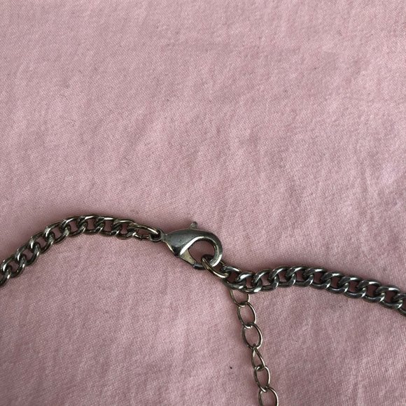 Loft Green Gem Necklace - Picture 4 of 5